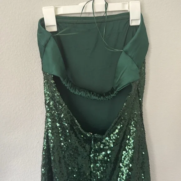 Alter’d State Sequin Strapless Gown. Green. Size Medium. NWOT. - Picture 7 of 8